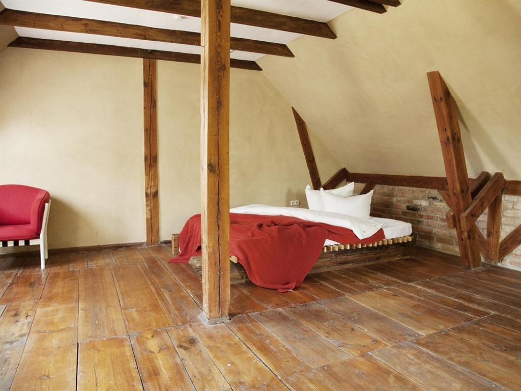 Forsthaus Strelitz Hotell Neustrelitz Rum bild